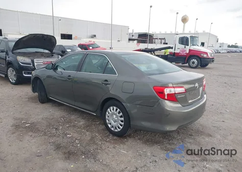 2012 Toyota Camry Le z USA, uszkodzony, nr VIN 4T4BF1FK1CR195210